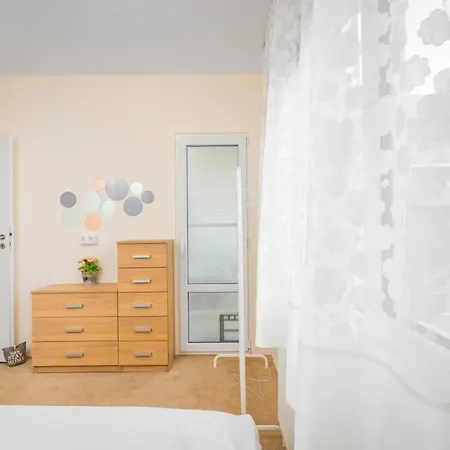 아파트 Your 2bd Away From With Working Space 소피아