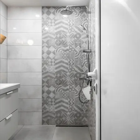Your 2bd Away From With Working Space * 소피아