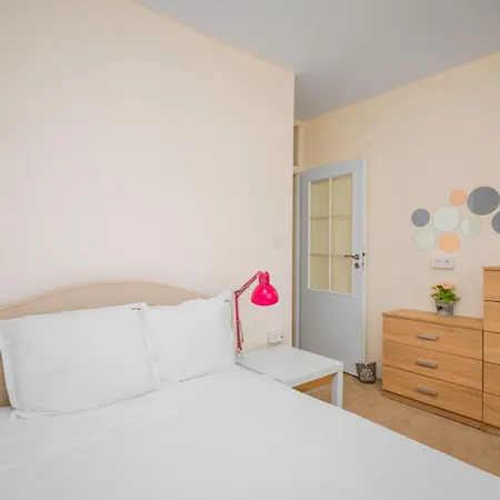 아파트 Your 2bd Away From With Working Space 소피아